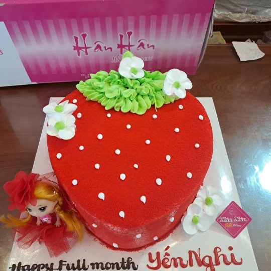 bánh kem bé gái 