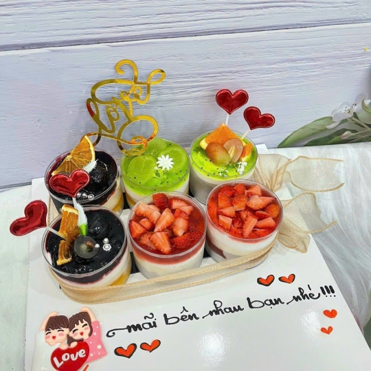 LY TIRAMISU