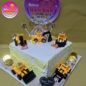 bánh kem sinh nhật bé trai