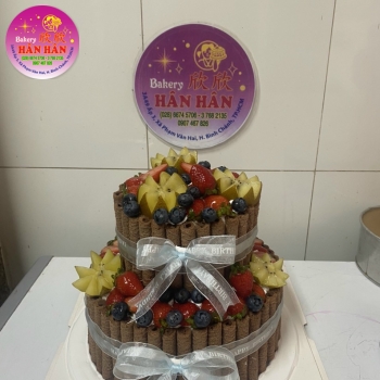 Bánh kem tầng 