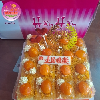 Bánh Bông Lan Trứng Muối